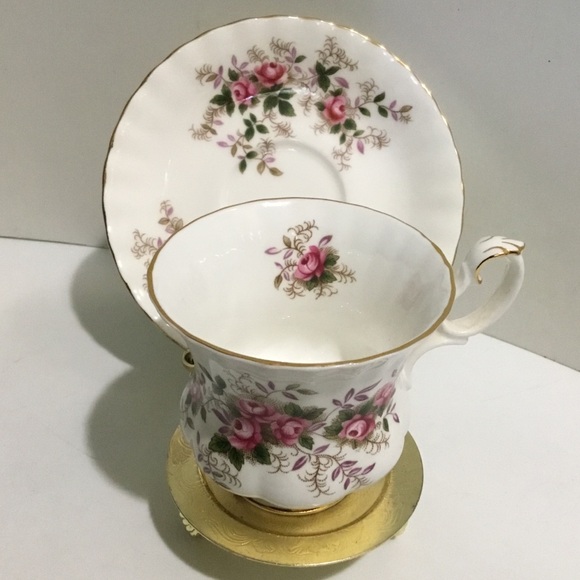 Vintage RARE Royal Albert Lavender Rose dainty footed teacup and saucer - Picture 1 of 13